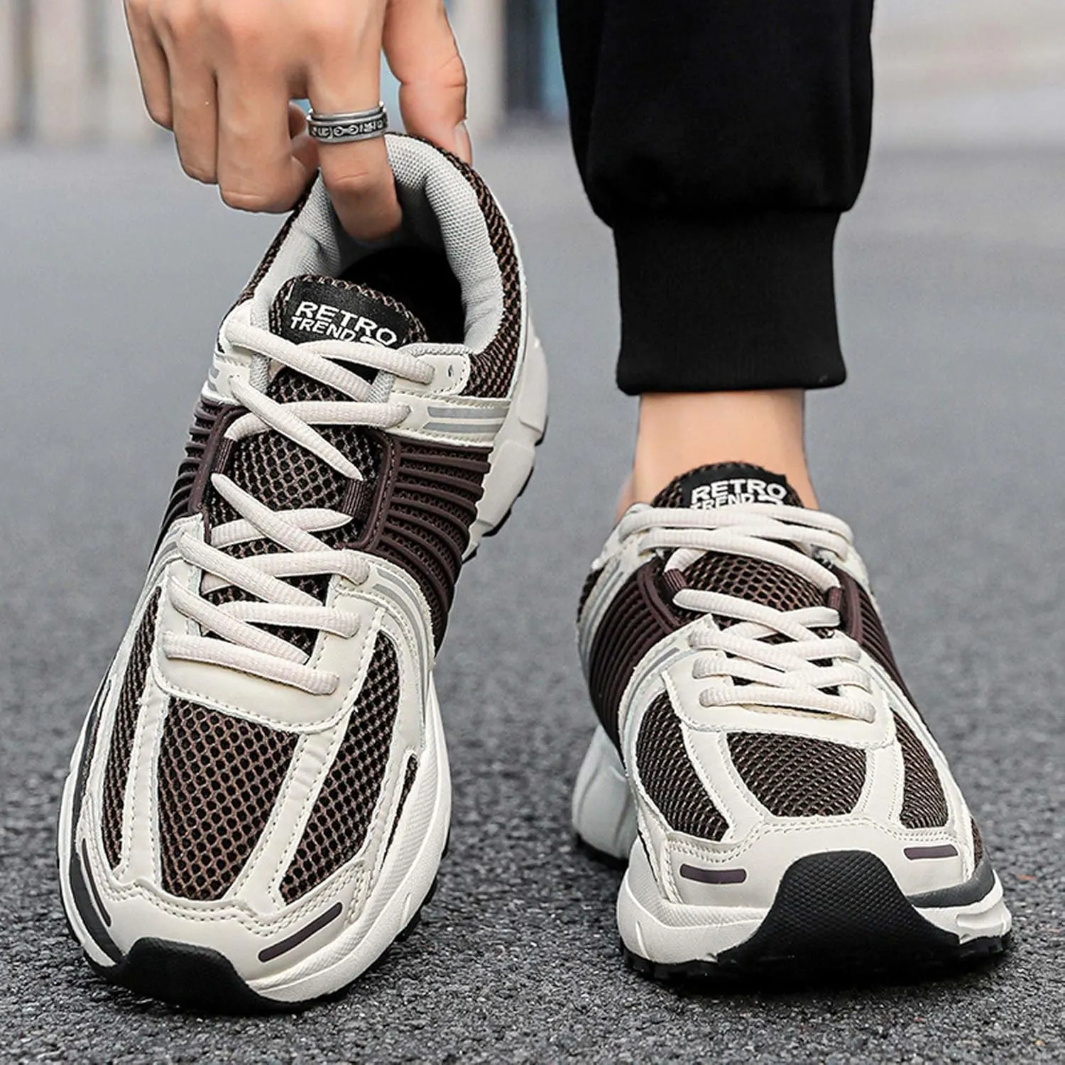 Men's Classic Lightweight Breathable Leisure Travel Hiking Shoes