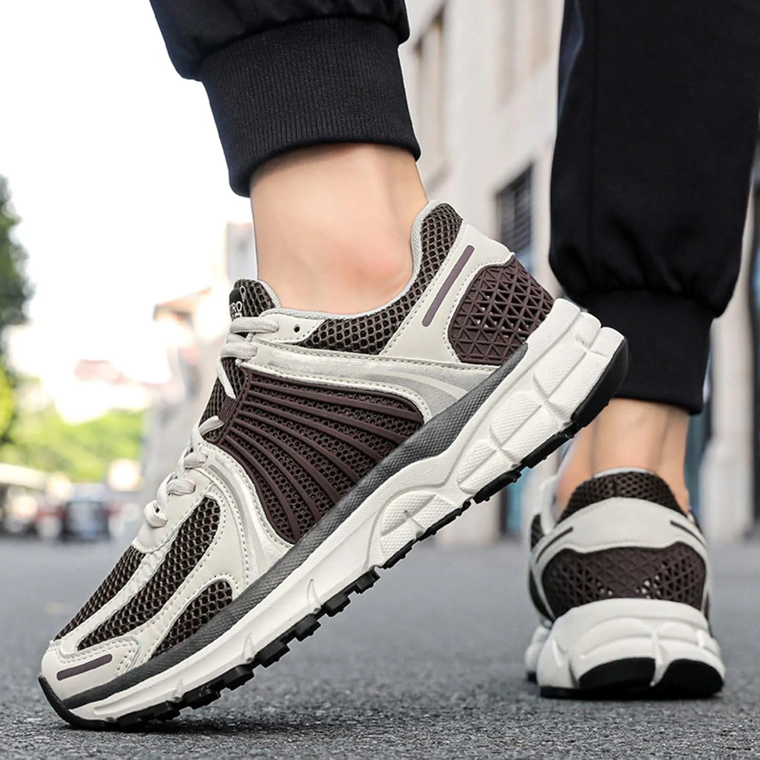 Men's Classic Lightweight Breathable Leisure Travel Hiking Shoes