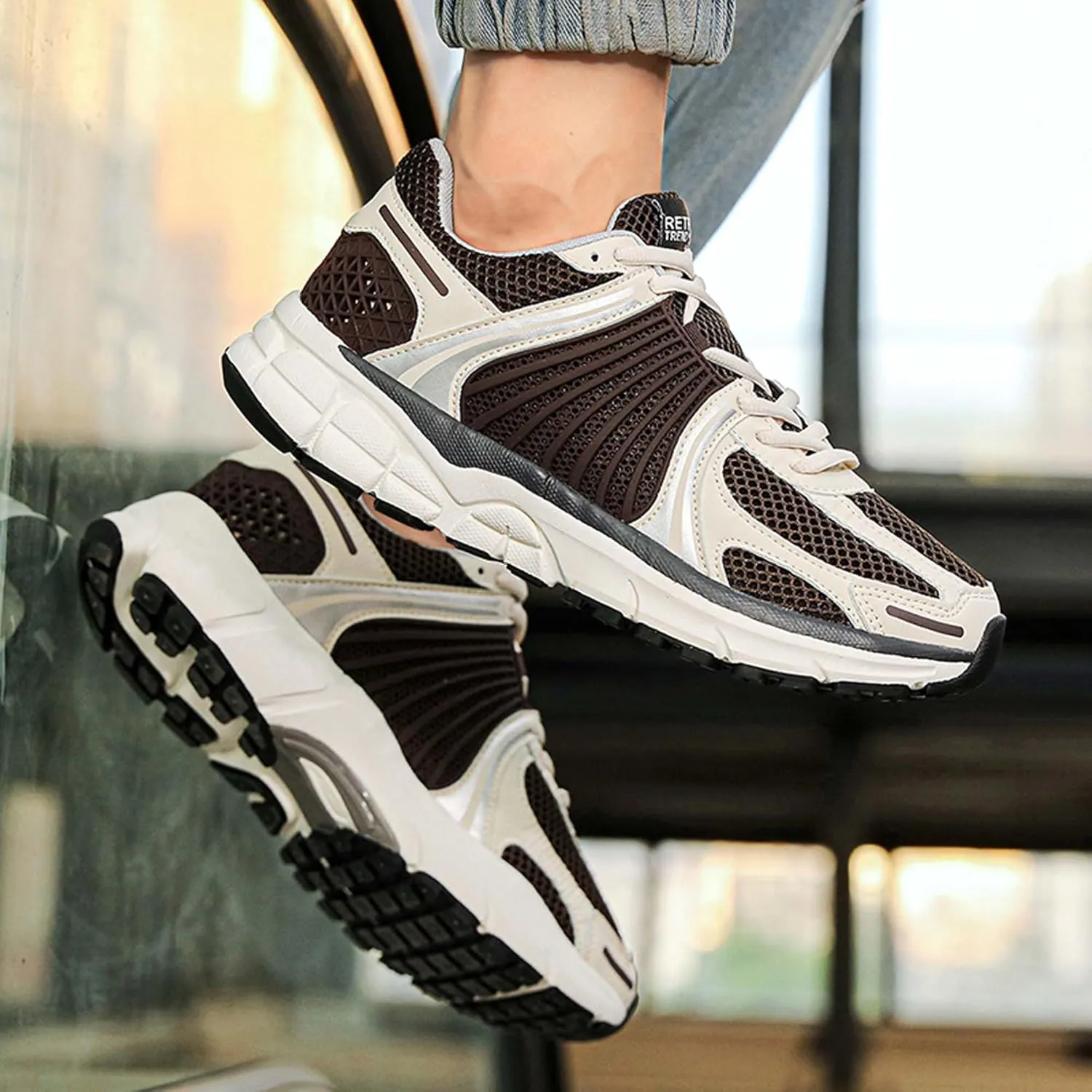 Men's Classic Lightweight Breathable Leisure Travel Hiking Shoes